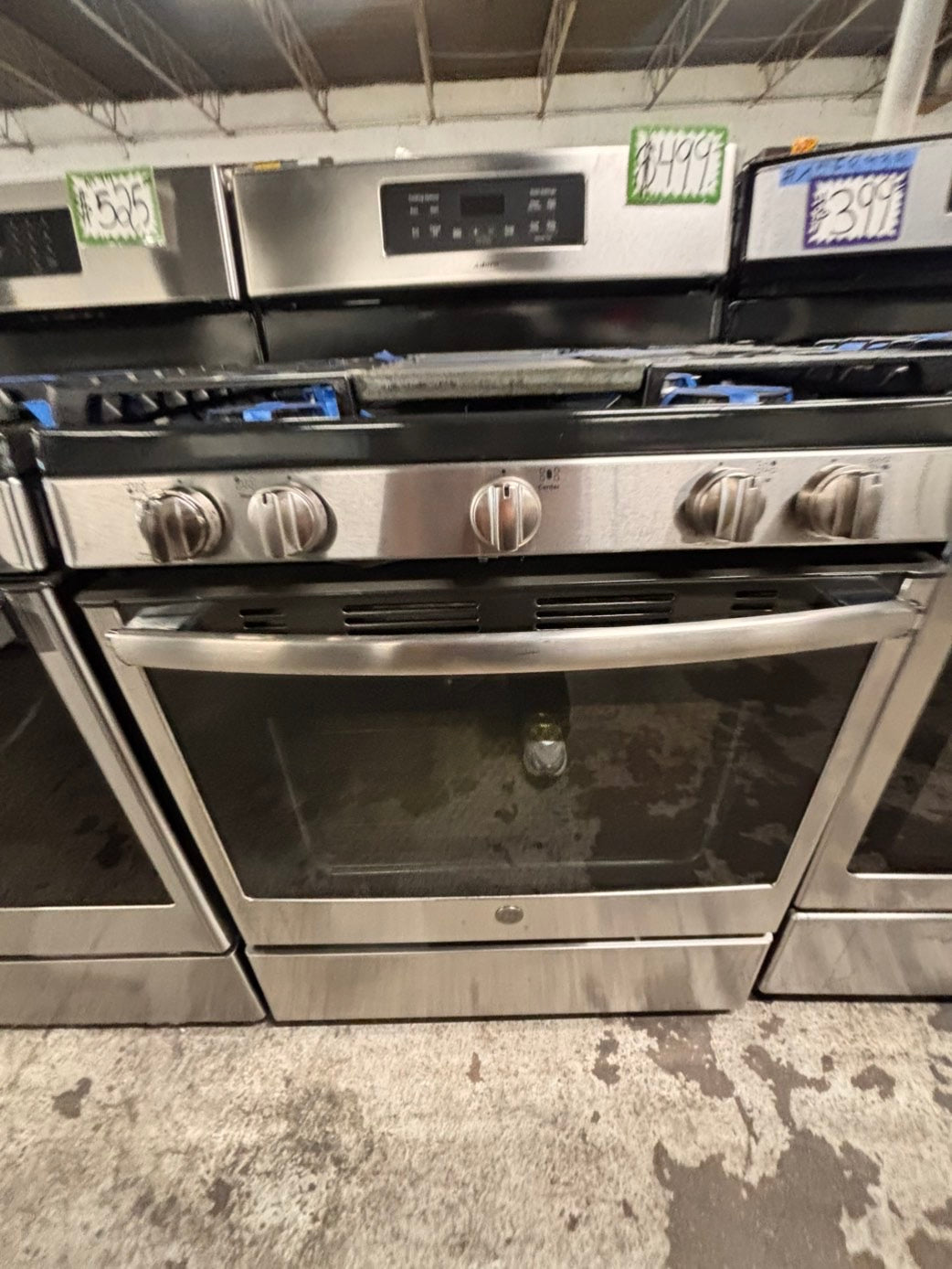 >GE  Gas range 5 burner convection oven bake ,broil Hi/Lo self clean in stainless steel used-Refurbished 30” #GS88ZXB