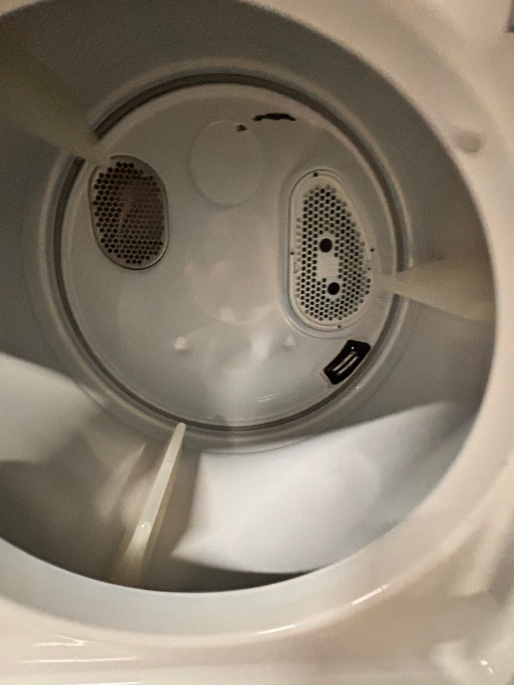 >24”whirlpool front load Electric Dryer 110v regular plug 🔌 white  #24WE56B