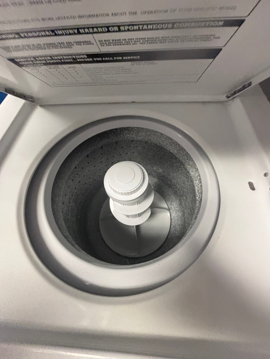 >Kenmore stacked laundry center Electric 220v washer & dryer set used -in white 24" #LC811L