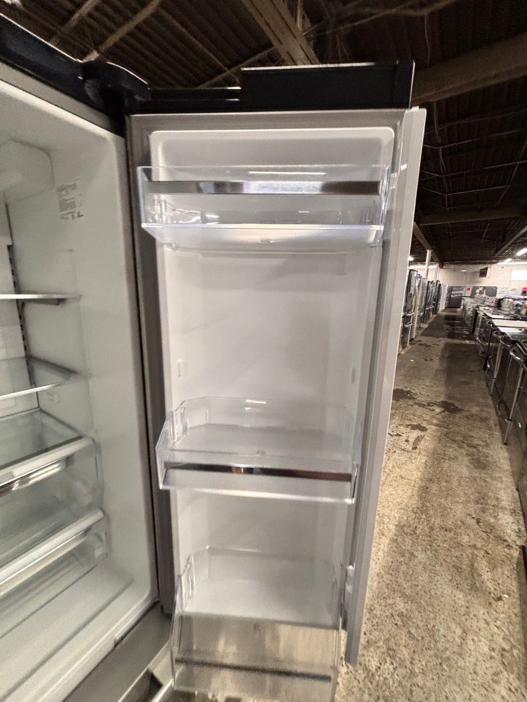 >🎈sale🎈      ‼️’’AS IS”.‼️   Bosch 500 series counter depth French doors fridge new scratch and dent (costumer return )with ice maker & water dispenser - Stainless Steel #RBSH25B