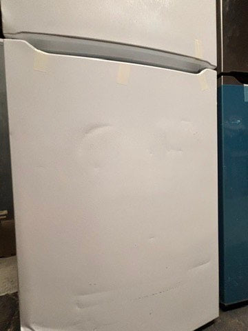 >Open box 📦 New S/d -Frigidaire
30” in. Top Freezer Refrigerator in white color  #RFW55B