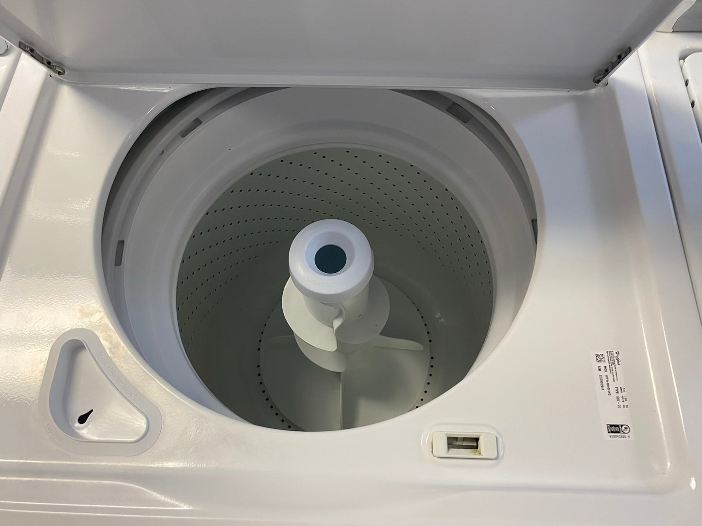 Amana top load washing machine with agitator large capacity 27" in #W868GL Refurbished