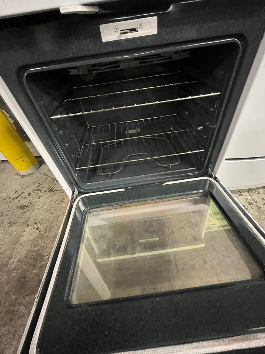 🎁🎄Holiday Sale‼️ white electric coil top electric range coil 220v 4 burner Refurbished in bake Broil self clean 30" #ERCl10B