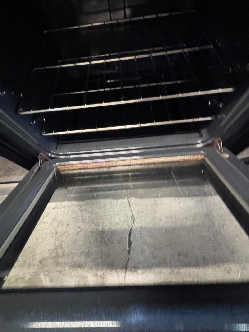}sale🎈🎈Frigidaire Gas range four burner oven bake ,broil Hi/Lo self clean in silver /black working 💯 used-Refurbished 30” #GFB913B