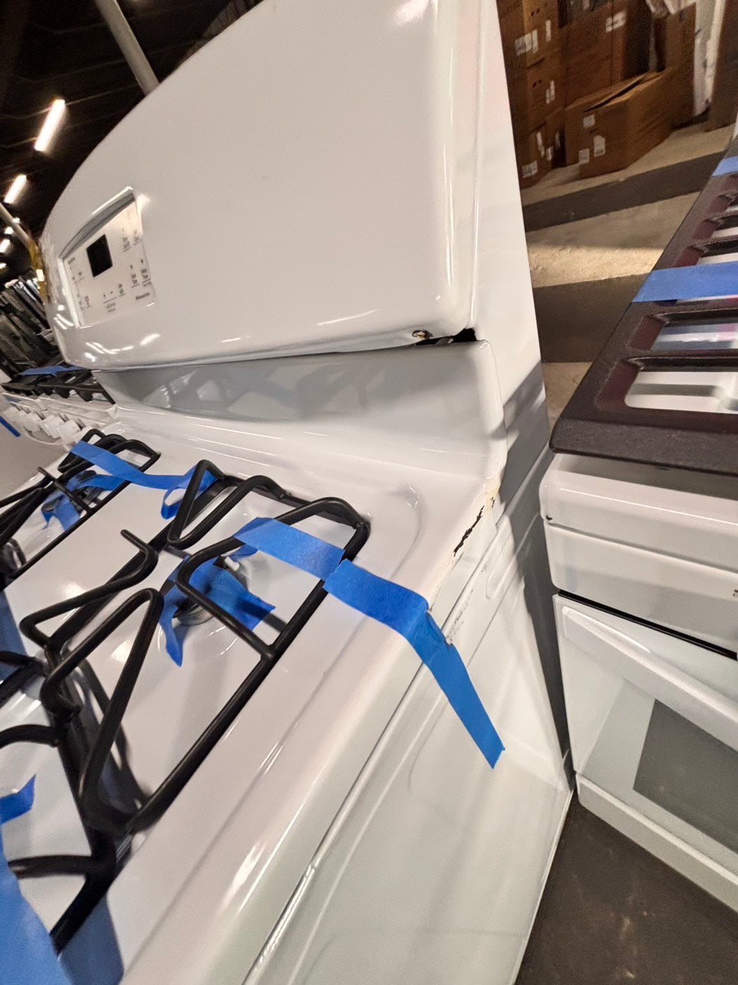 >GE Gas range 4 burner bake broil Hi/Lo self clean in white used-Refurbished 30” #GEA423B