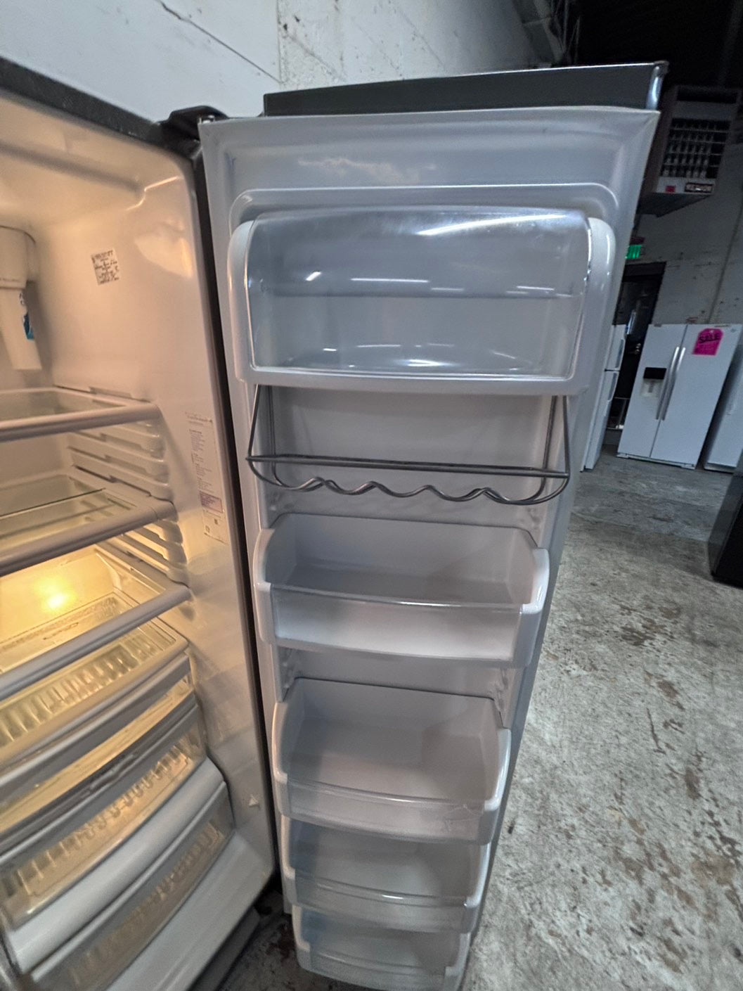 >*36” x 69h GE side by side Refrigerator and freezer stainless steel w/ice water dispenser 36” #SBS36ZB