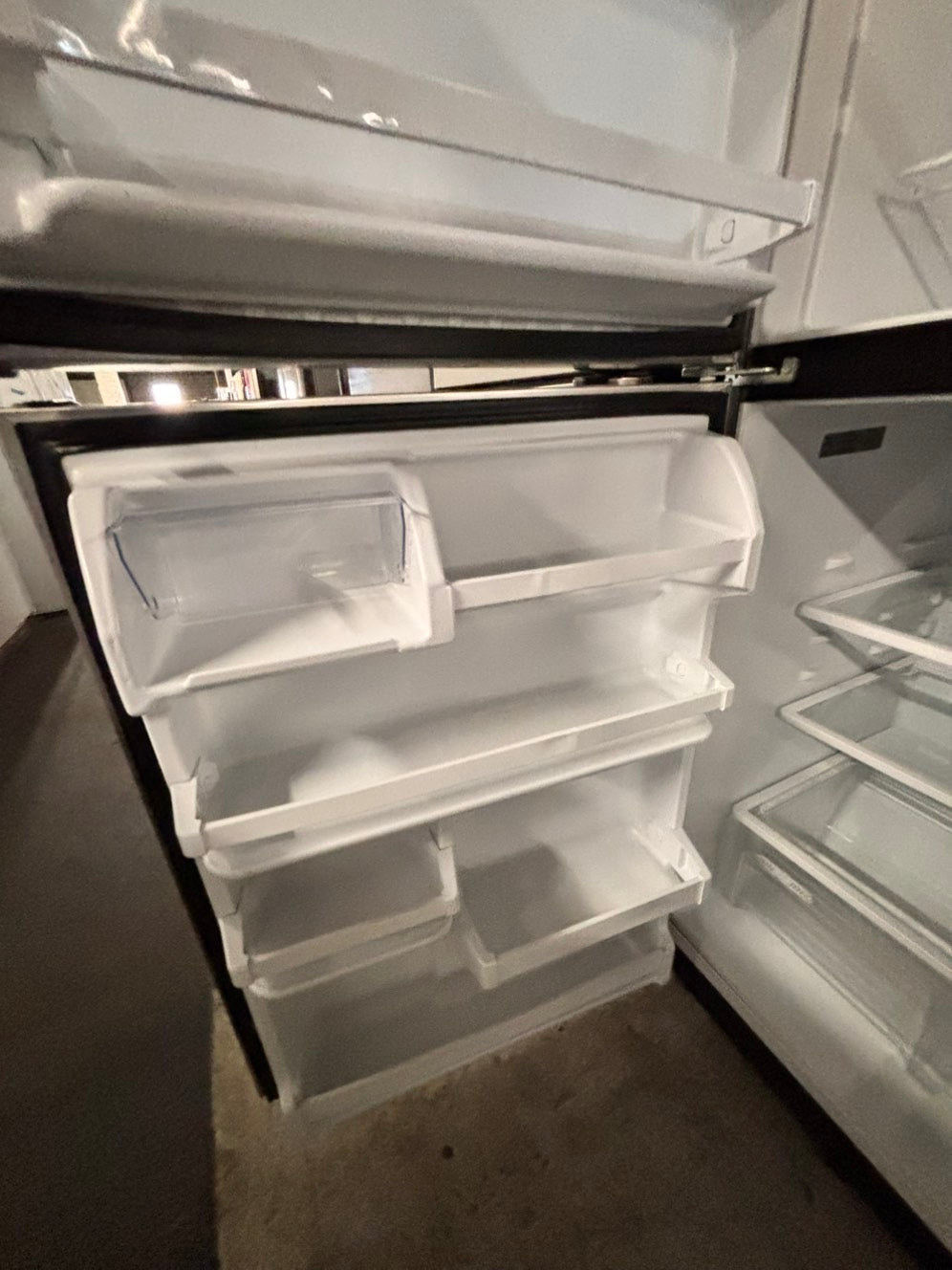 >Whirlpool 30” top freezer fridge stainless steel used-refurbished #RF117B