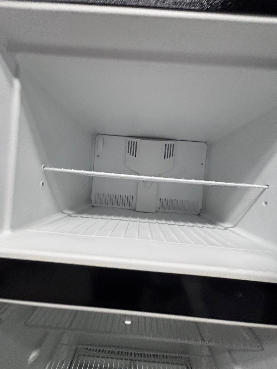 >*kenmore 30”x 66”heigth x 29depth 18cu.ft -top freezer refrigerator white  color              -used refurbished 30” #FBKJ6B