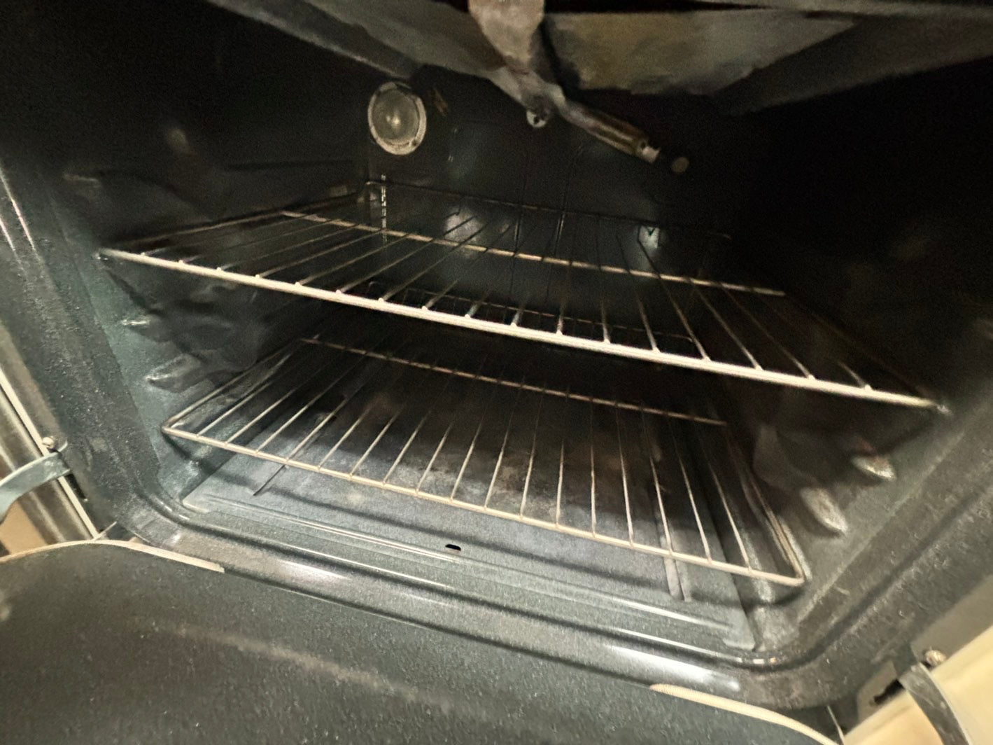 *🎄Holidays Sale 🎁 GE range 4 burner bake broil in off white & black  used-Refurbished 30” #GR88F3L