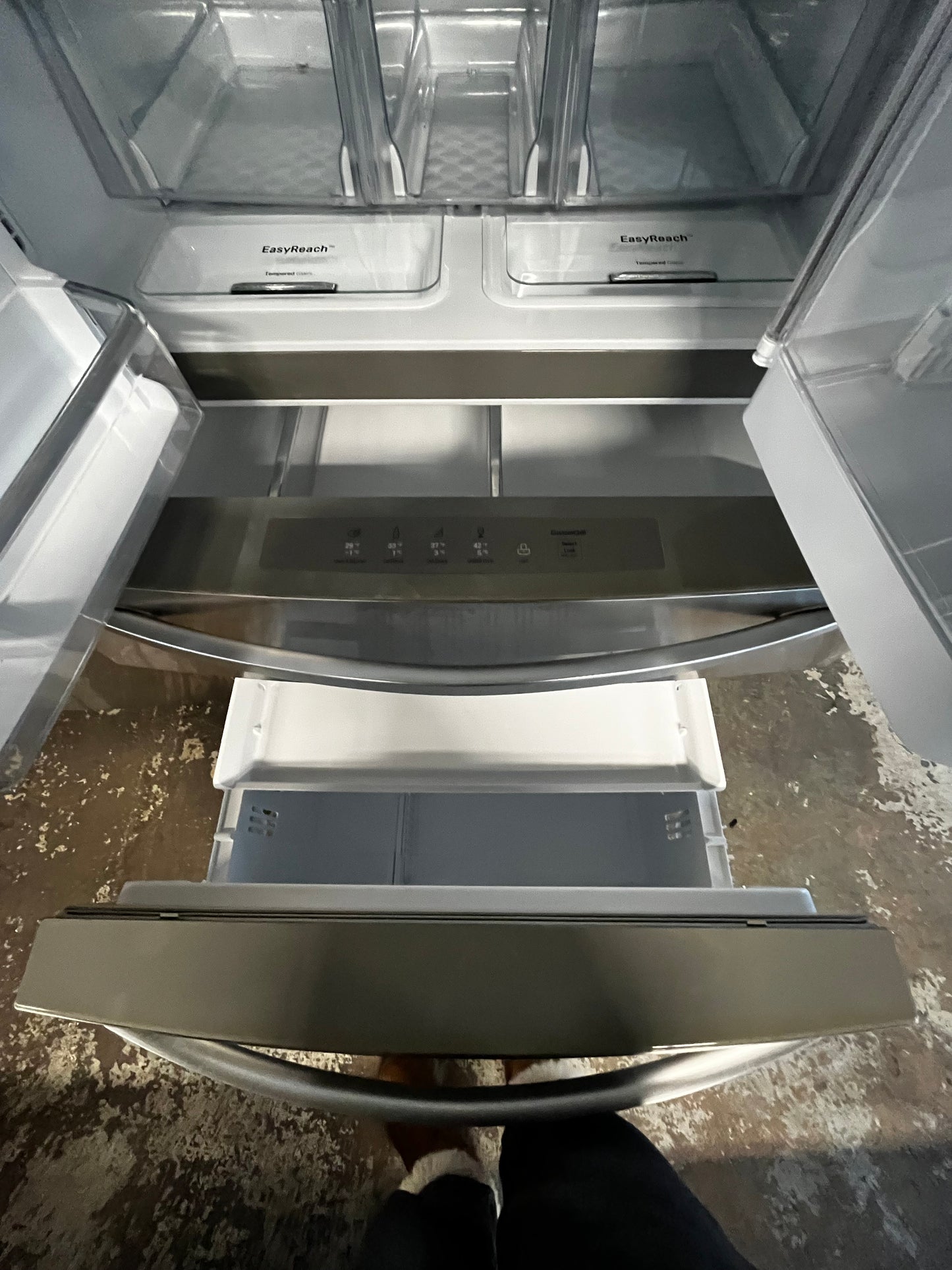 🎁 Holiday Sale 🎄 LG Four door refrigerator Showcase stainless steel w/ice water dispenser 36" Refurbished *NO water ice dispenser #RF22941B