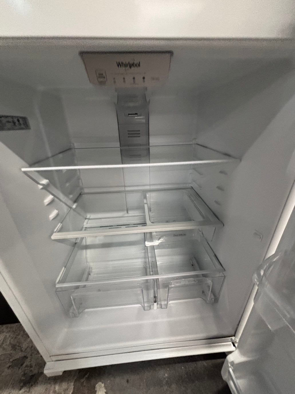 >*whirlpool 33” x65 1/2 height x 29” depth Top freezer fridge   ,white . used-like new , refurbished #RWH191B
