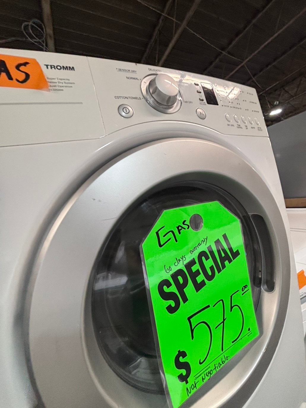 >*special 🔥LG GAS  washer large capacity& dryer steam set front load stackable or side by side white  27” in used-Refurbished #SFL3B6ET