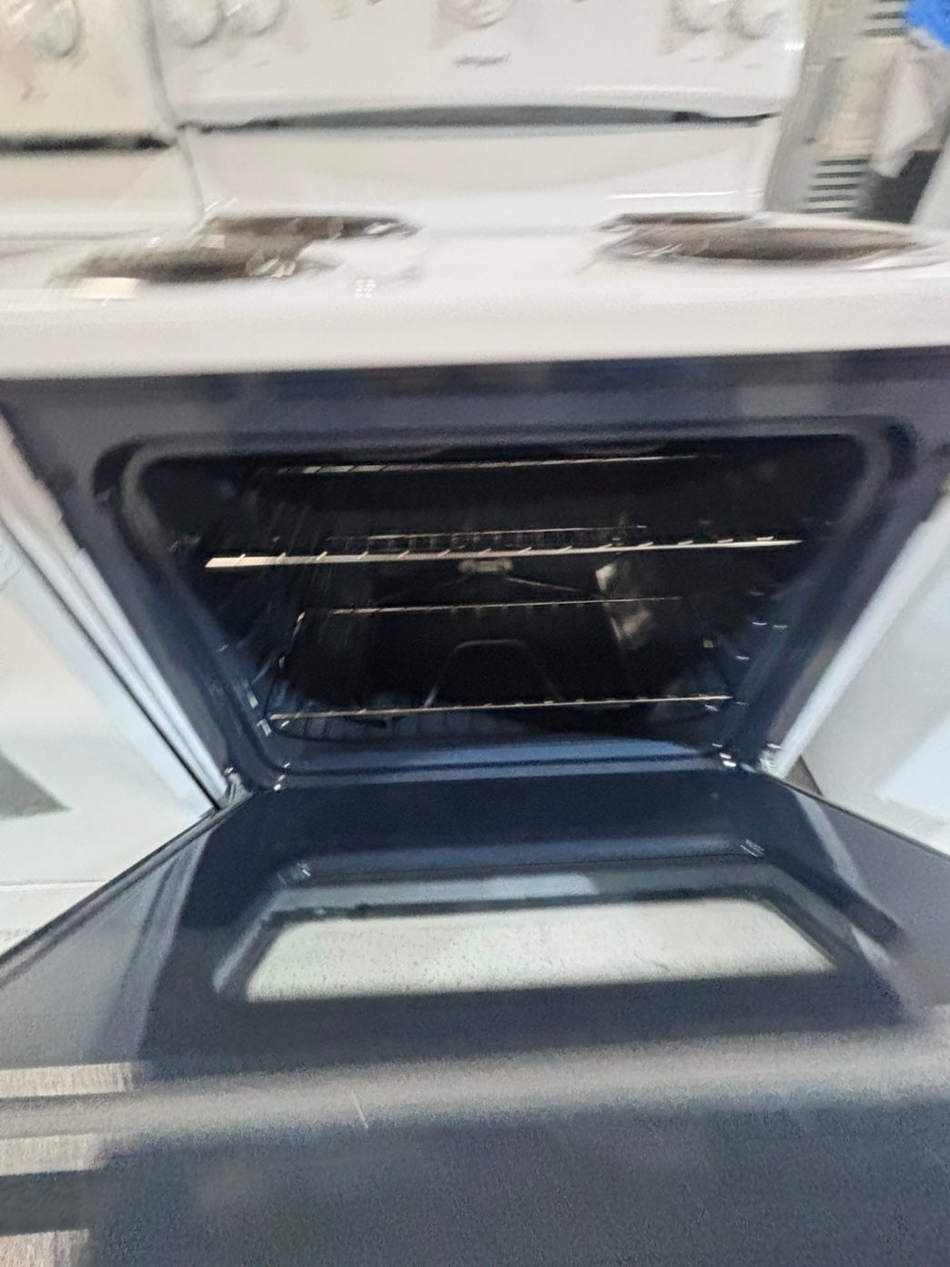 >*GE white  electric coil top range coil 220v bake /Broil 4 burner used-Refurbished  great condition 30" #EQQ6115B
