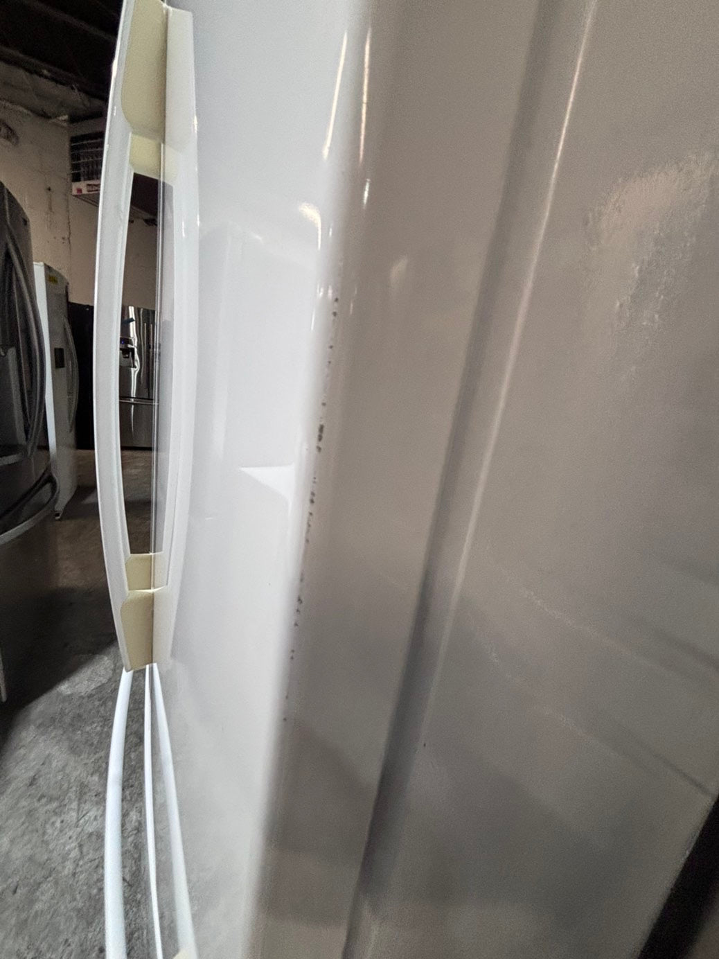 >* special🔥used-Refurbished Whirlpool white 36”w x69h x 29.1/5 depth refrigerator w/ice maker inside 36 “ #FDW4U3B