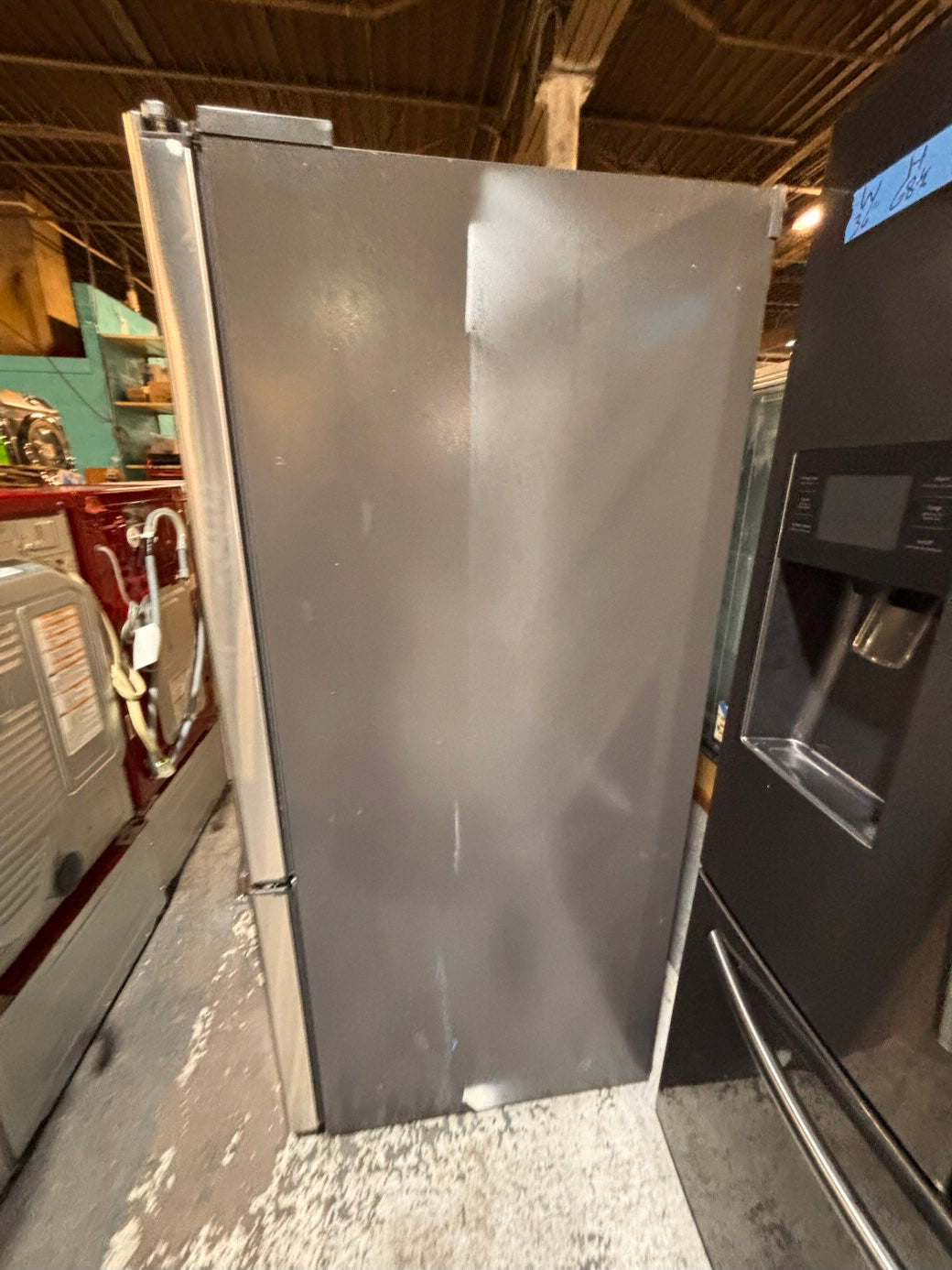 }}LG used-Refurbished LG 36”w x69h x 30” depth refrigerator stainless steel w/ice & water dispenser  #FDLD773B