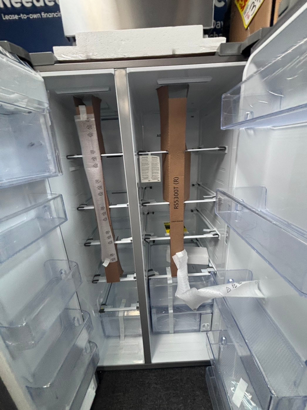 >🥳📣special combo 3pc. Open box 📦 New S/d samsung 36” side by side Door fridge, gas stove 30” in & Microwave oven the range stainless steel all same brand        #RFM3SDL
