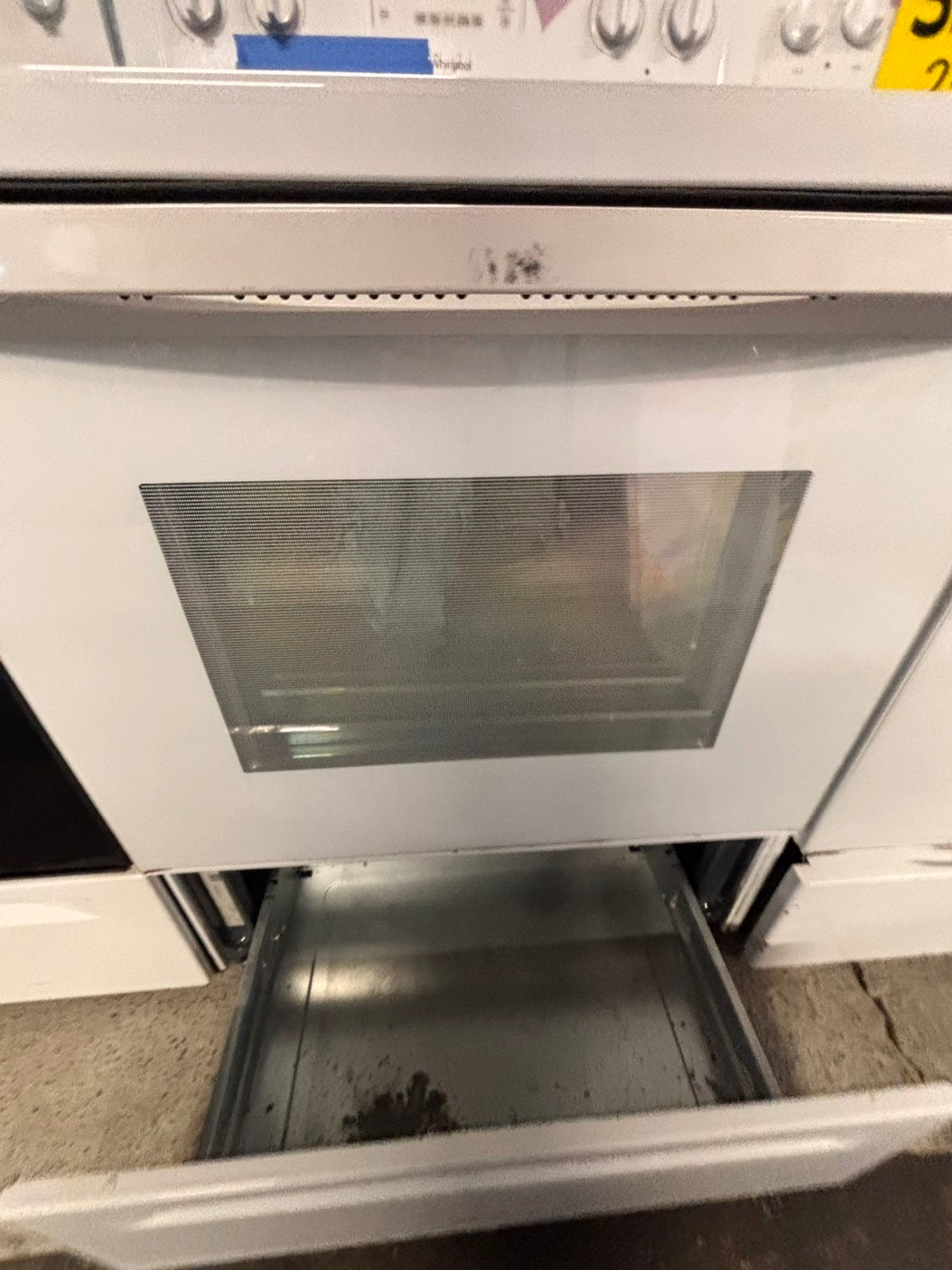 <whirlpool Glass Top electric stove white bake broil 4 burner Self clean 30” white Refurbished #WWE76B