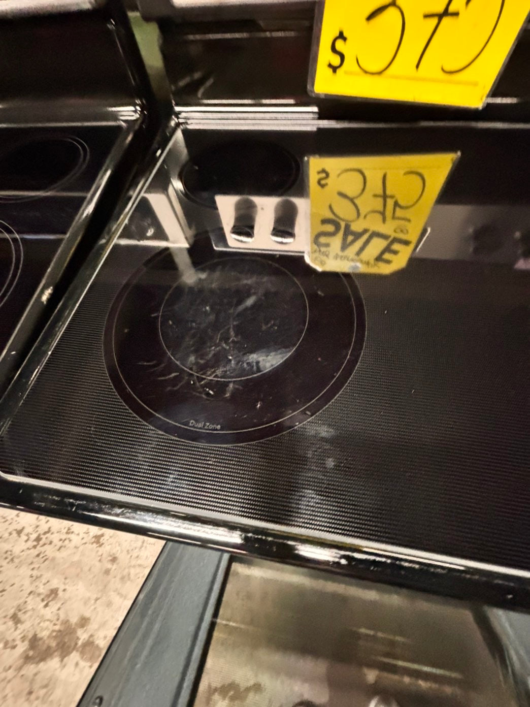 >special🌟whirlpool Glass Top electric stove  bake /broil,Self clean 30” 5 burner ,black & silver color, used-Refurbished   #WEES43GB