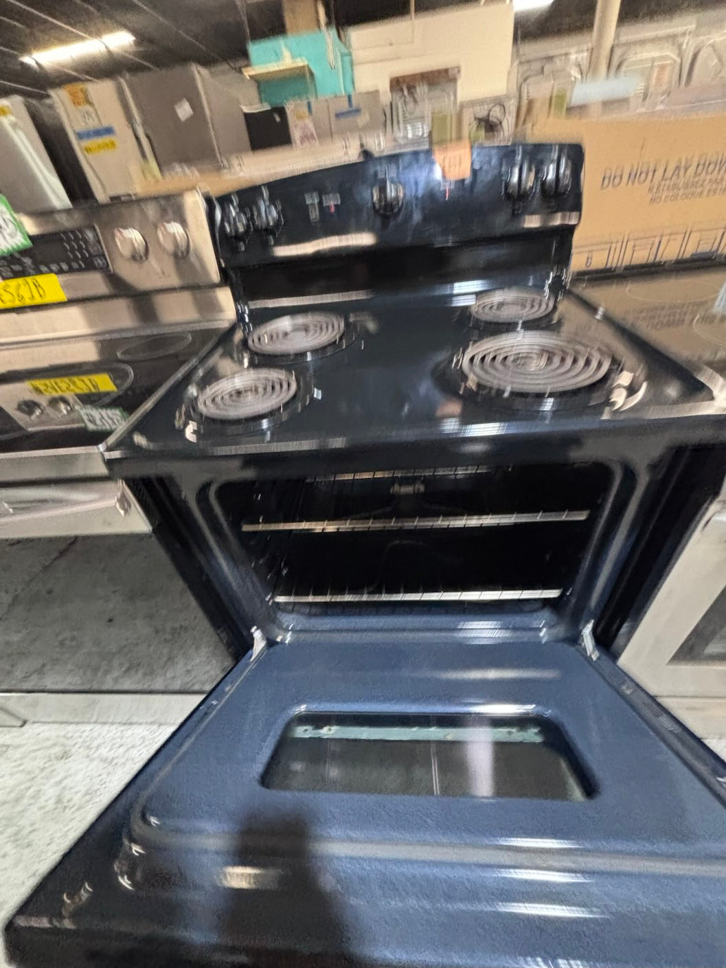 } sale🎈🎈hot point black electric coil top range coil 220v bake /Broil 4 burner used-Refurbished  great condition 30" working 💯 with warranty  #GN4FG4B