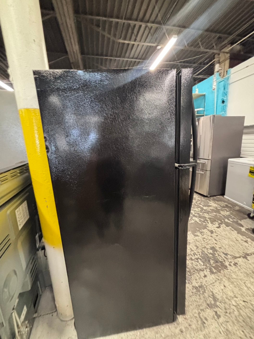 >*kenmore 30”x 66”heigth x 29depth 18cu.ft -top freezer refrigerator white  color              -used refurbished 30” #FBKJ6B