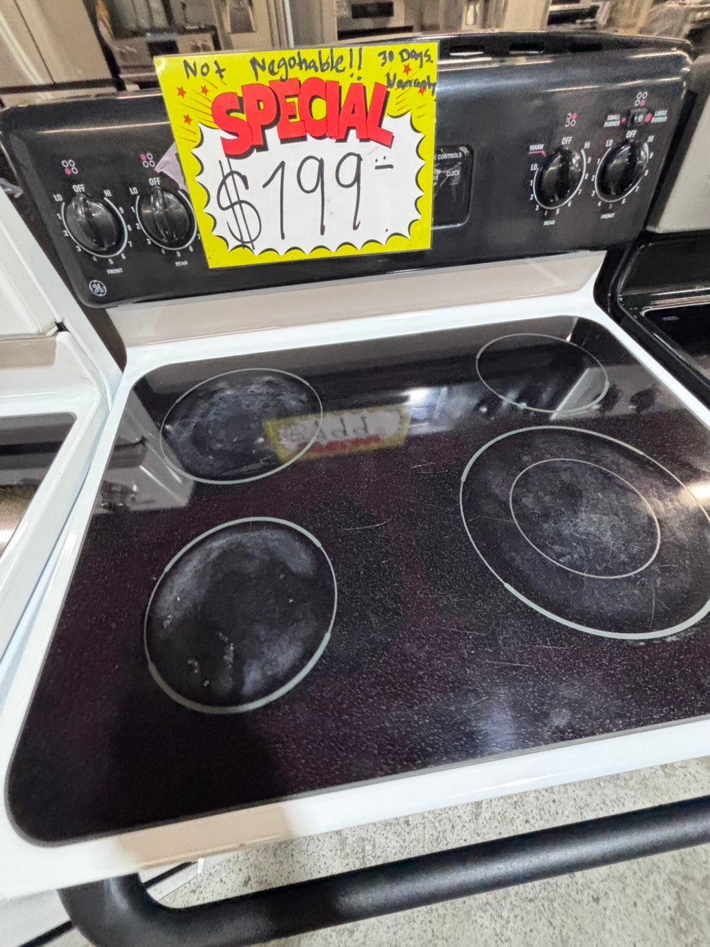>*special 🔥 GE electric 220v glass top range bake Broil roast self clean black & white  30" used-Refurbished #ESG131B