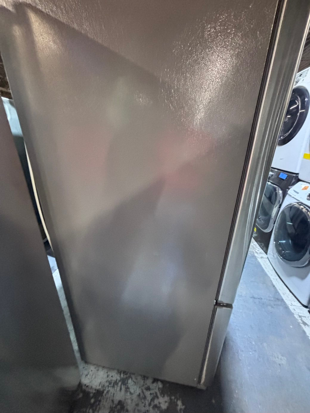 } Kenmore 33” x 68.1/2 h wide doors French door Refrigerator  w/ ice water dispenser inside #FDK33H38B