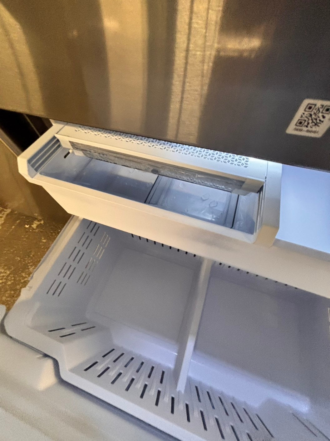 >special🎈New open box 📦 Samsung - Bespoke 23 cu. ft. Counter Depth 4-Door French Door Refrigerator with Beverage center #RRSYY41B