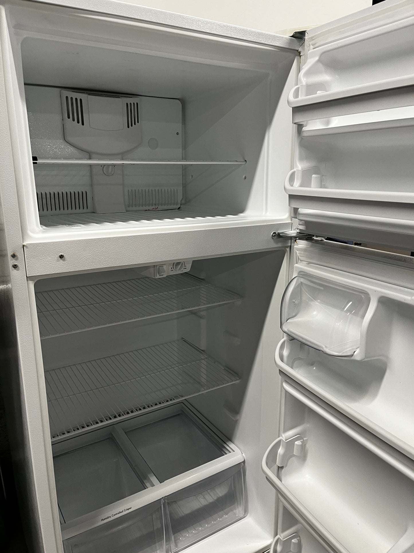 Kenmore top freezer refrigerator in white used refurbished 30” #RF99478B