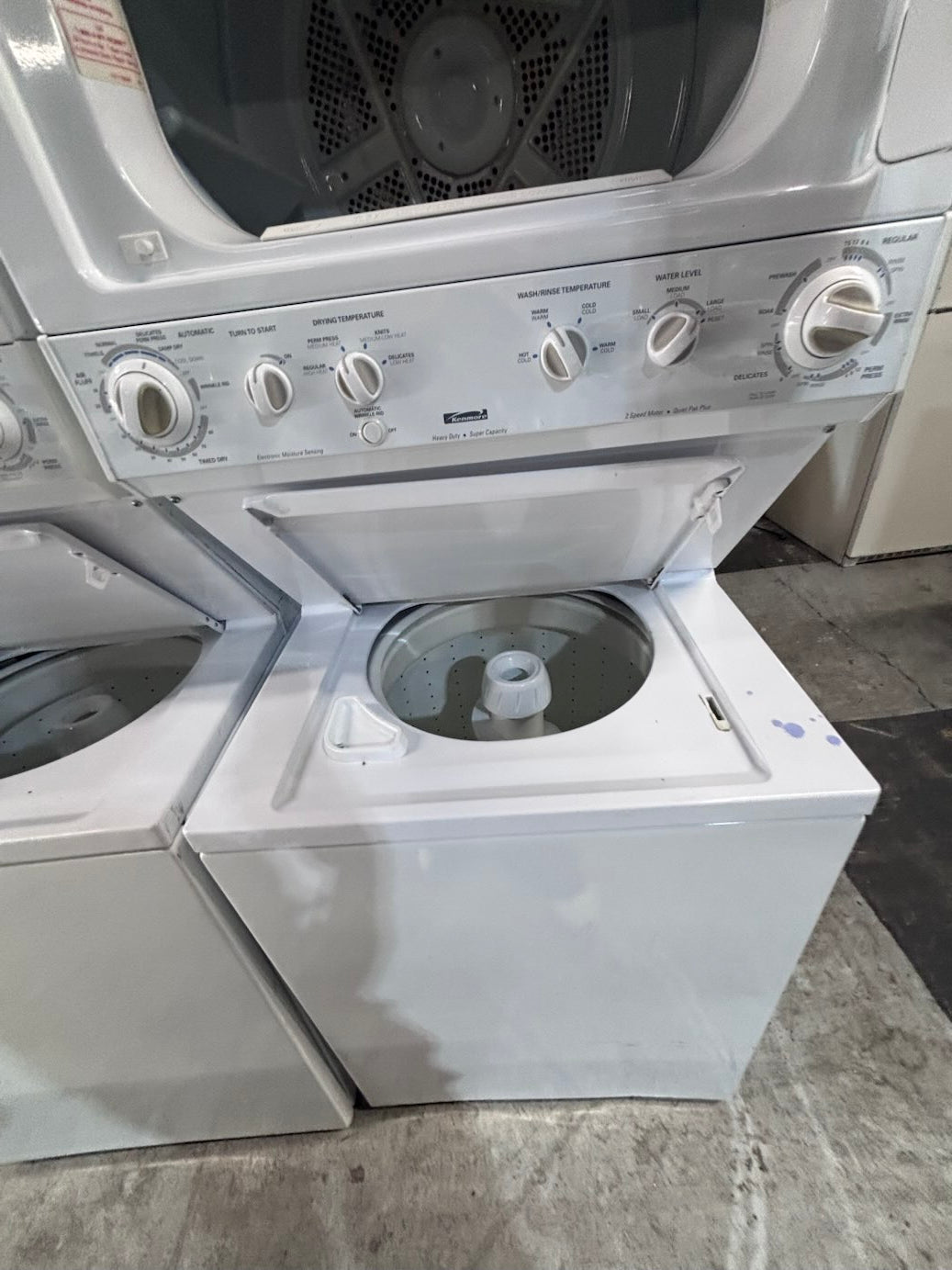 } Kenmore used-  refurbished stacked laundry center Electric 220v washer & dryer unit in white 27" #LC27D18B