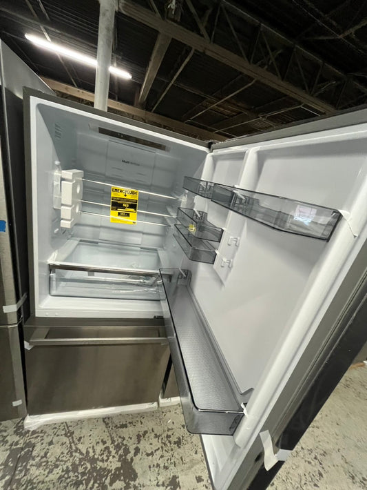 🎁🎄Holiday Sale‼️Open box 32” Hisense 17.2-cu ft Counter-Depth 32-in Wide Bottom-Freezer Refrigerator stainless steel #RFHS234B