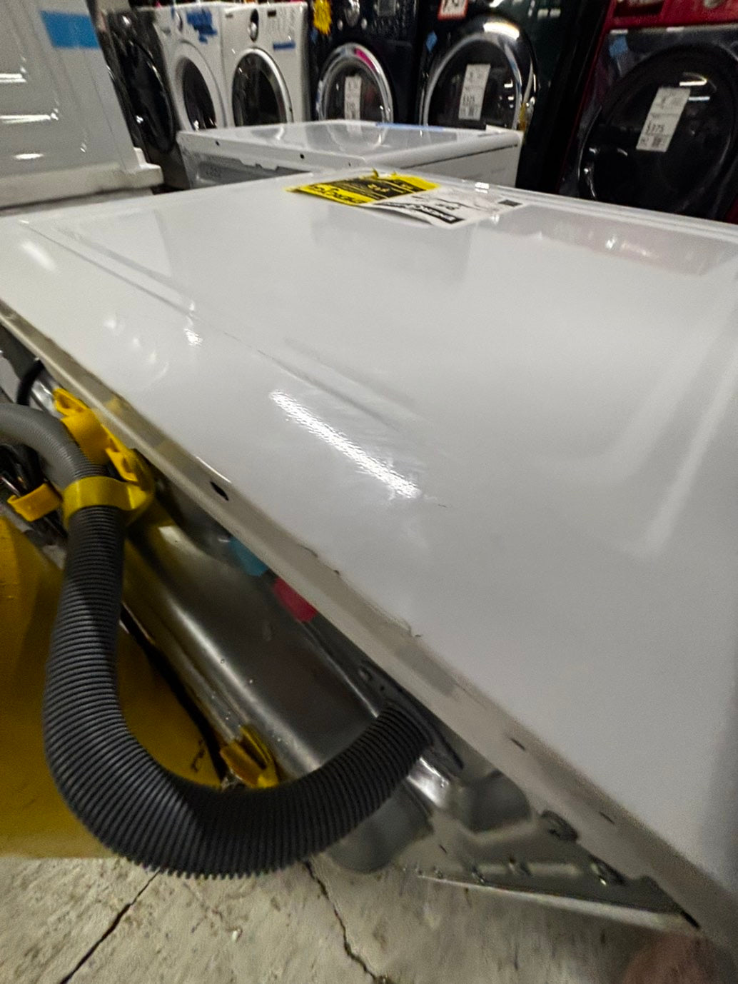 >Electrolux front load washer& dryer set large capacity energy start , steam   new scratch and dent #FLW77XB