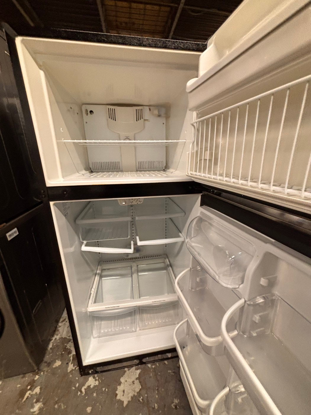 >*frigidaire  top freezer refrigerator stainless steel used-refurbished 30"x 681/2h #RF21ZRB