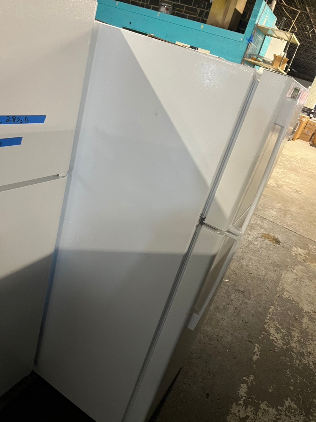 28”Ge top freezer fridge white used-refurbished #RFL89B