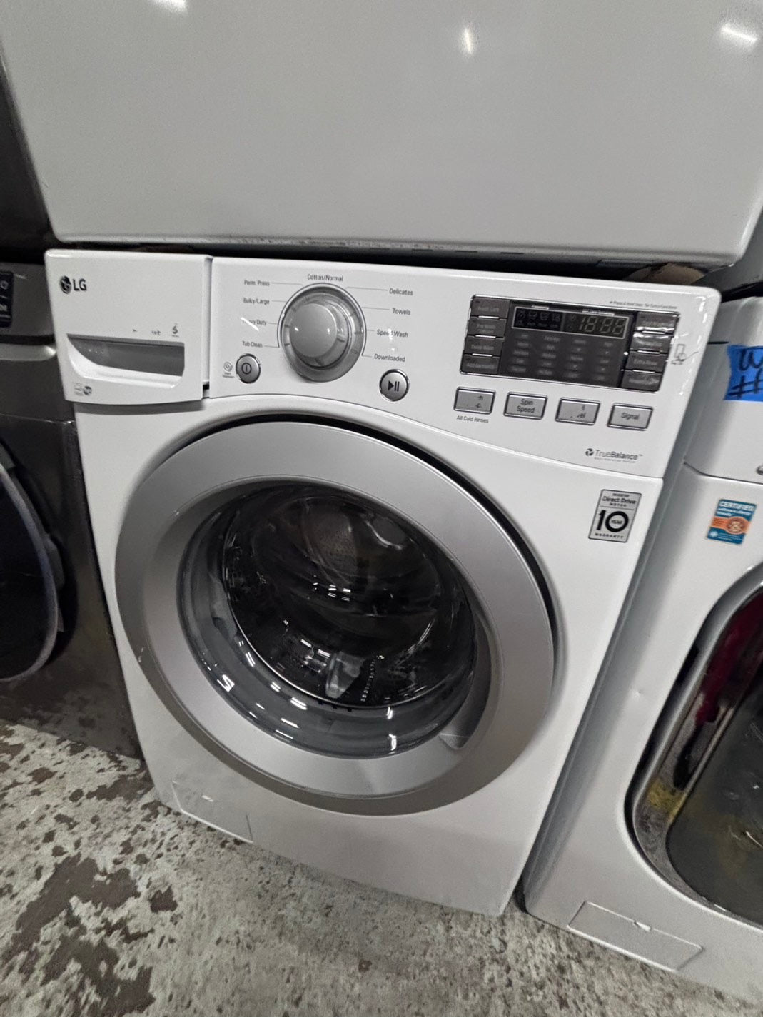 >LG GAS  washer & dryer set front load stackable white   27” in used-Refurbished #WD43GB