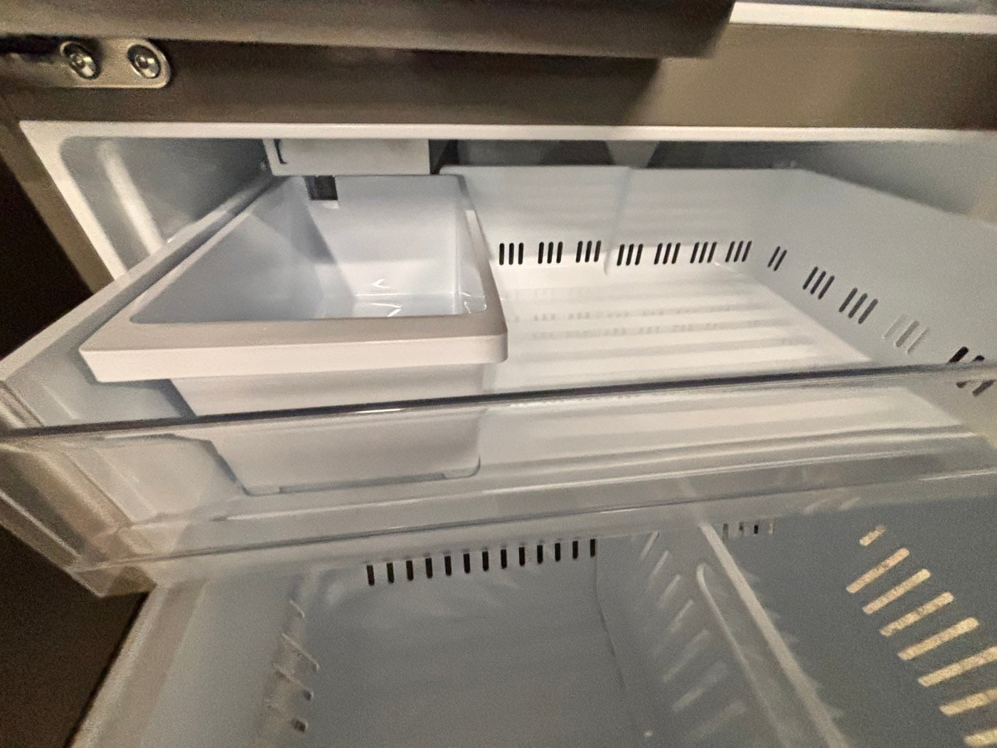 > LG new open box 📦 costumer return 27 cu. ft. SMART Counter Depth MAX French Door Refrigerator with Ice and Water inside ADA Comp in PrintProof Stainless Steel #RLIOAB