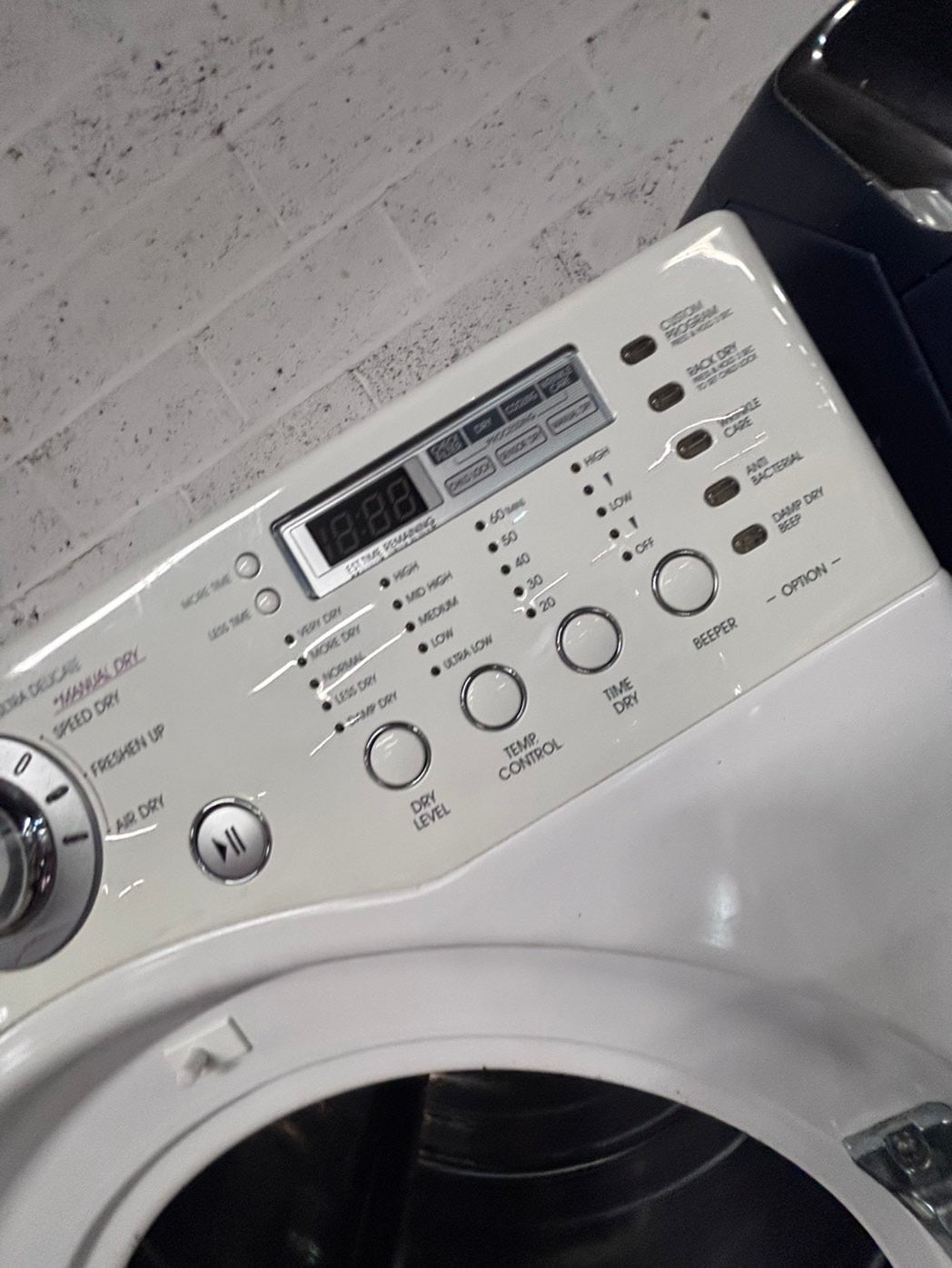 >*LG washer & dryer set electric 220v front load stackable or side by side - sensor dry in white #WDAZ6BSET