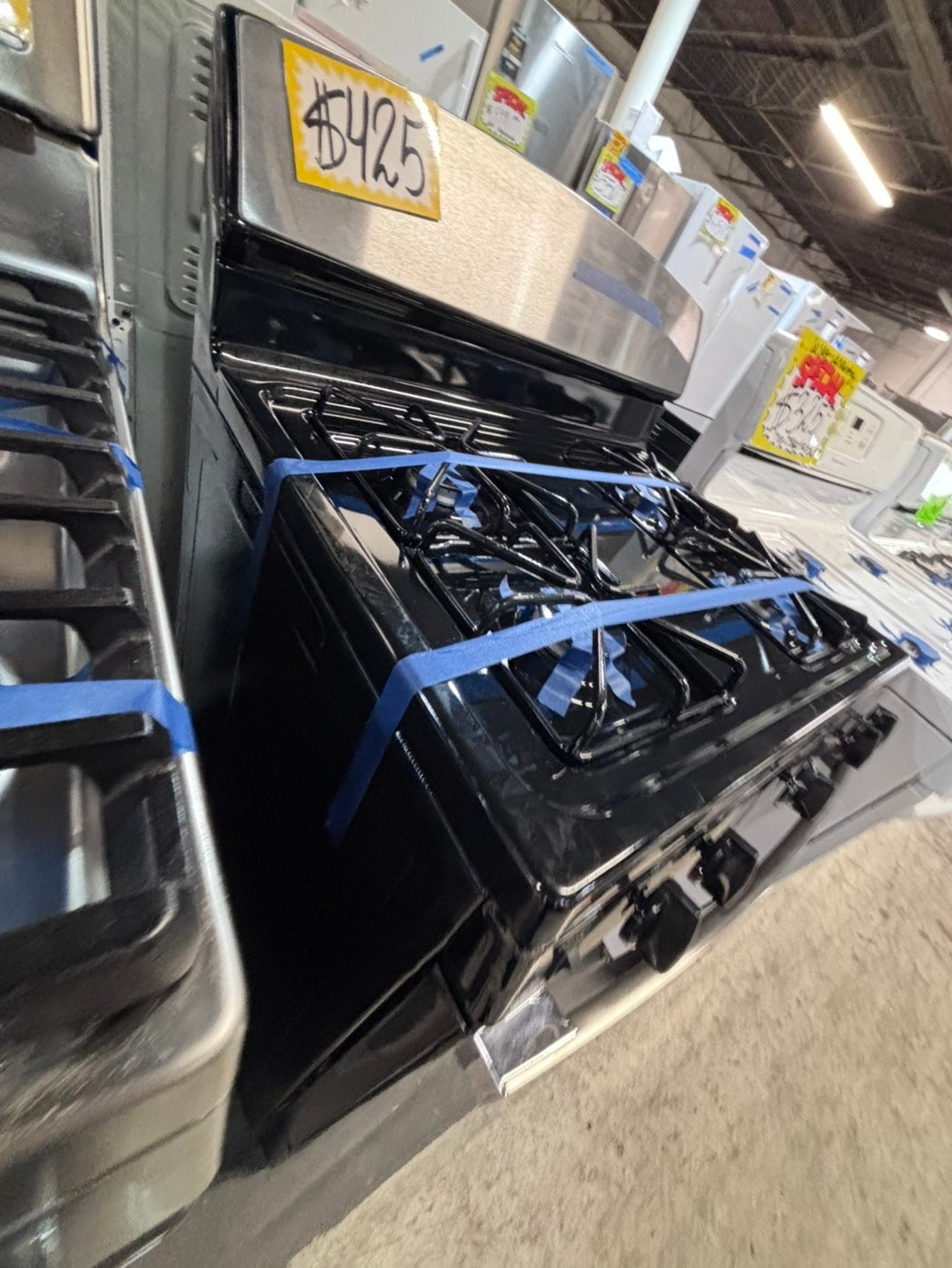 >*GE range 4 burner bake broil Hi/Lo self clean in stainless steel used-great condition ,Refurbished 30” #FLN10SB