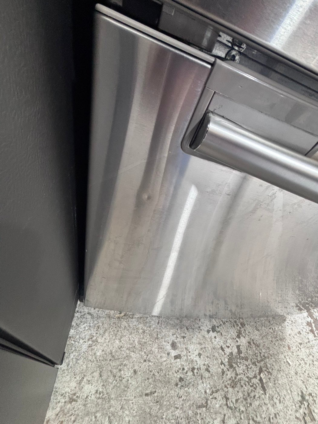 } SALE 🔥36”Samsung French doors  fridge  stainless steel ((ice maker & water doesn’t work) doesn’t affect on the others functions. #WFE15WB