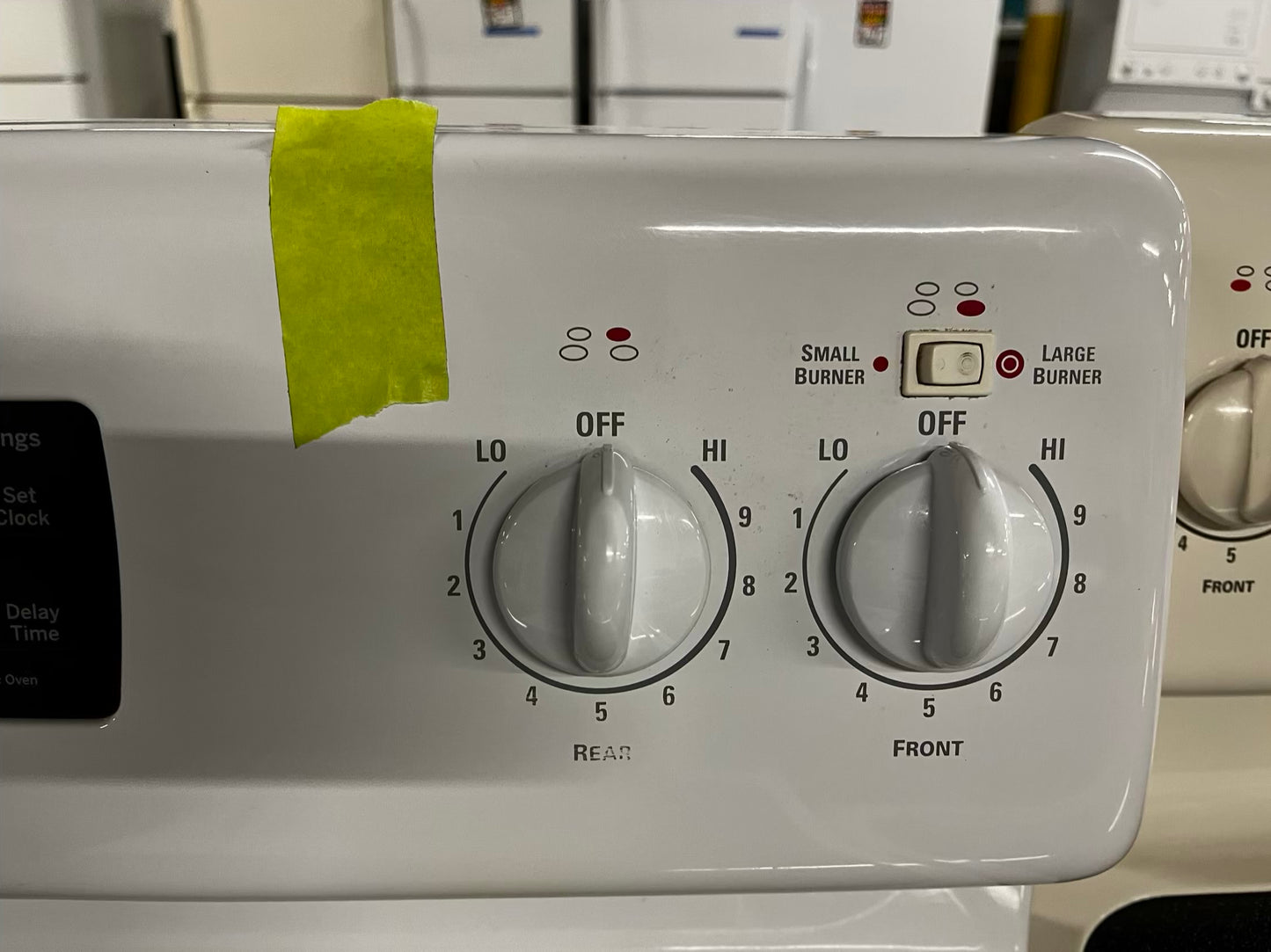 🎄Holiday Sale 🎁GE glass top electric range 220v 4 burner Refurbished bake Broil hi/lo in white 30" #ER923T1B