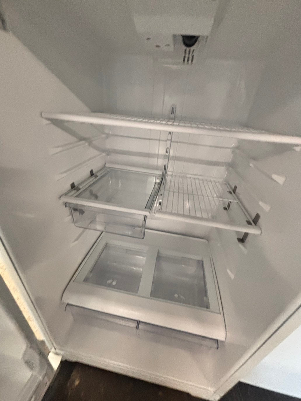 >28”Ge top freezer fridge white used-refurbished #ZRFL81B