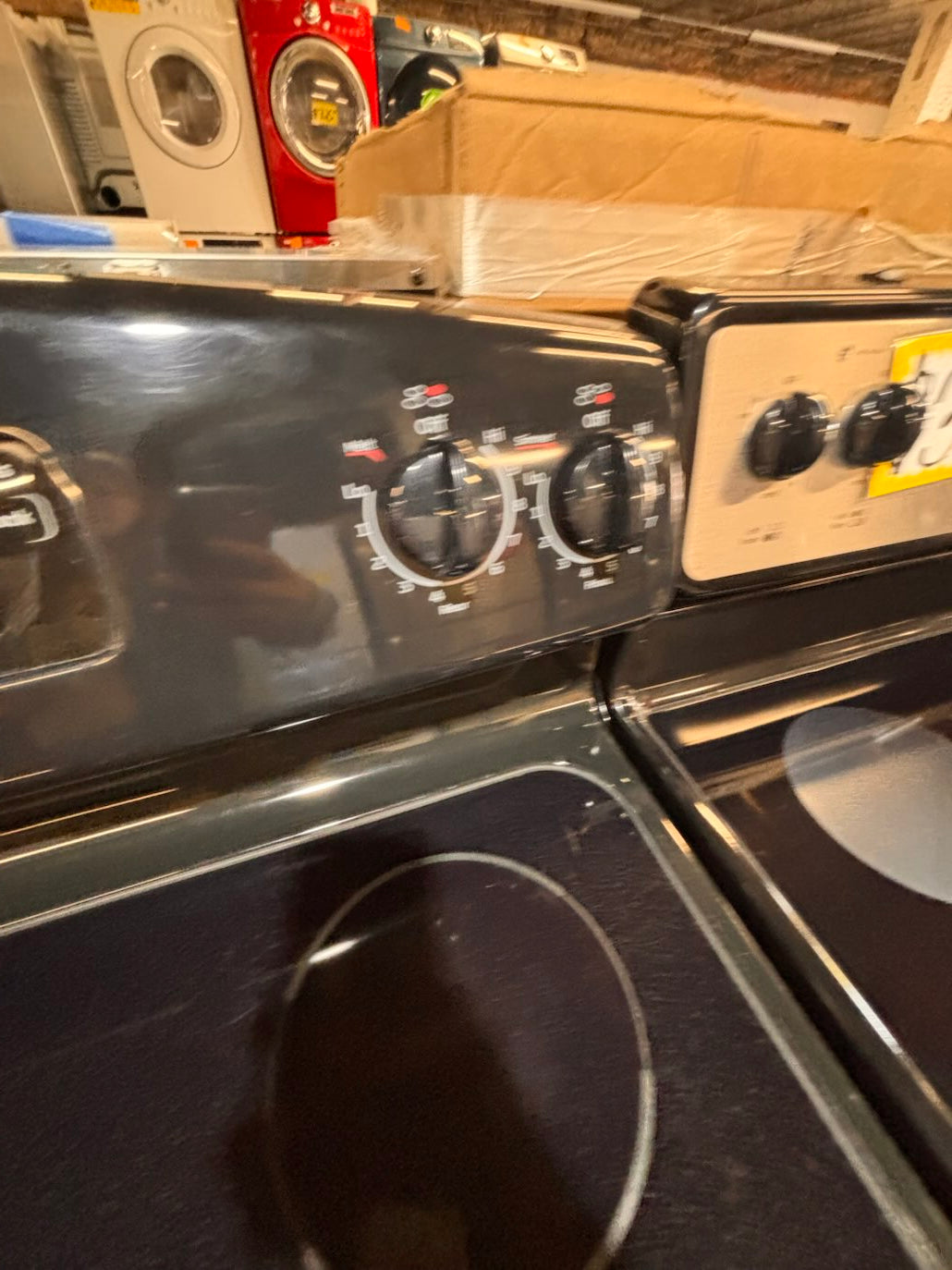 }}GE electric 220v glass top range bake Broil roast self clean oven black color ,working 💯  with warranty ! 30" used-Refurbished #GETTR71B