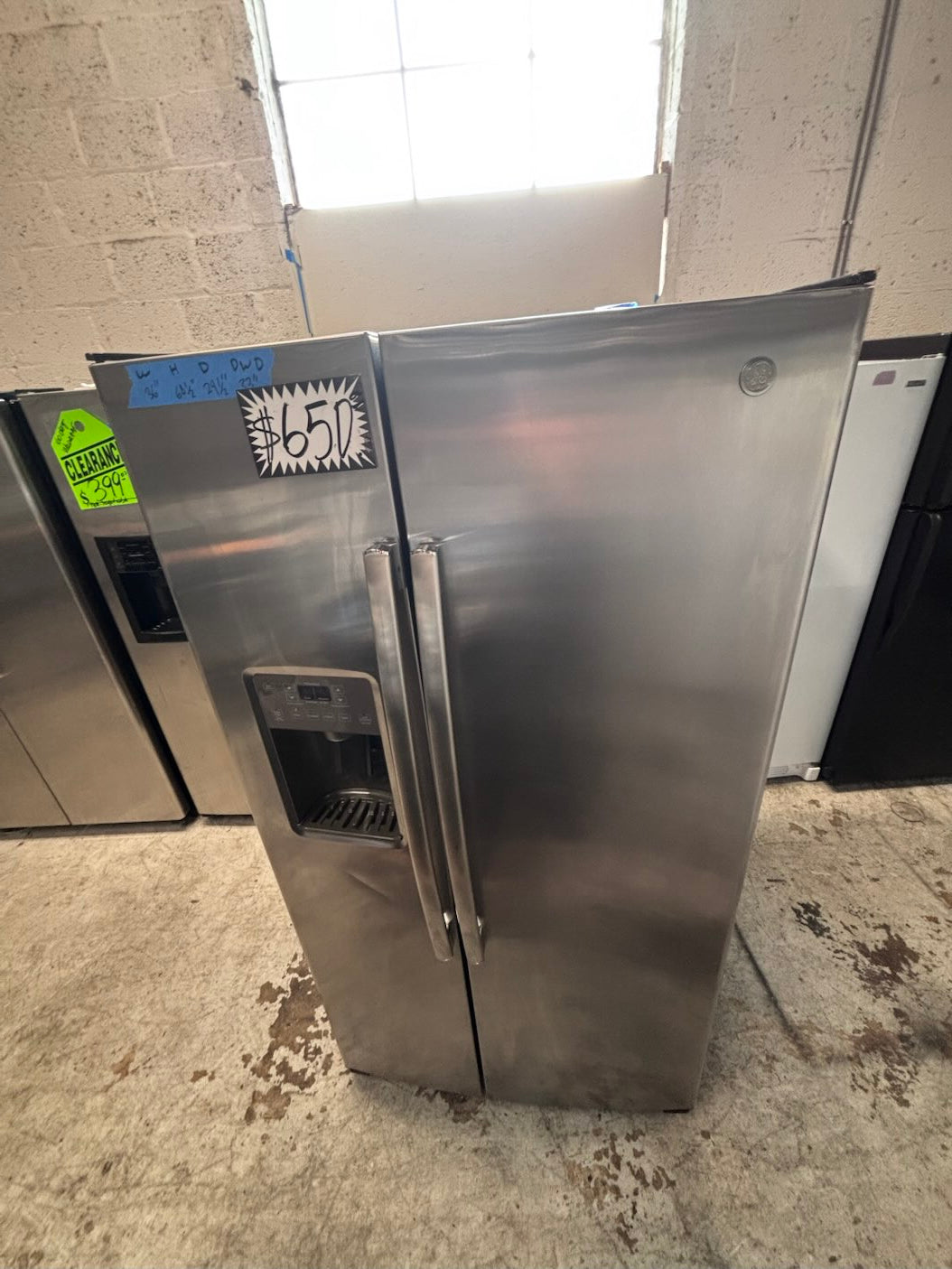 } GE Side x side  36”x 69”h x 29depth ,Refrigerator slate  with ice maker & water dispenser /. 36” 26cu.ft  working 💯  with warranty  used-Refurbished. Item number  #RF26Z14B