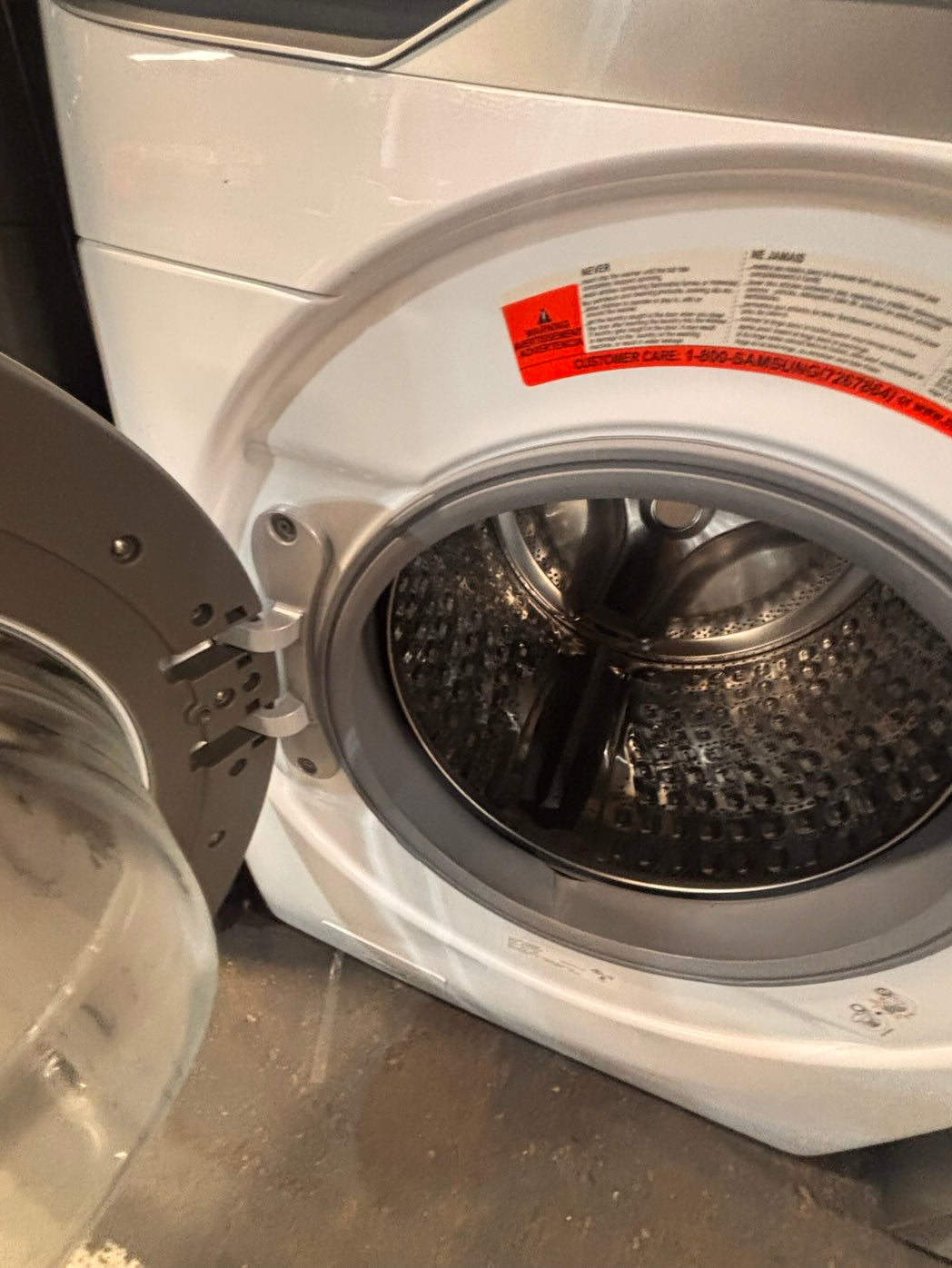 } SAMSUNG front load washer large capacity - in white  color working 💯  with warranty #WRW14TB