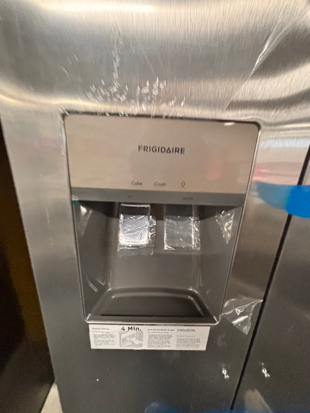 >newOpen Box 📦 | scratch & dent Frigidaire full size  36”in. Side-by-Side Refrigerator in Stainless Steel with iced maker & water dispenser #RF261FB