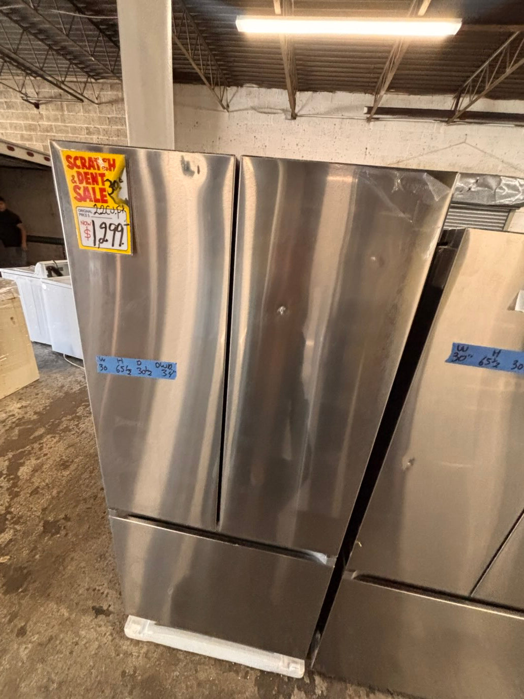 }}Samsung - 30” x 65.1/2 heigth x 30.1/5 depth. 22 cu. ft. 3-Door French Door Refrigerator w ice 🧊 maker inside - Stainless Steel #R22T5TPB