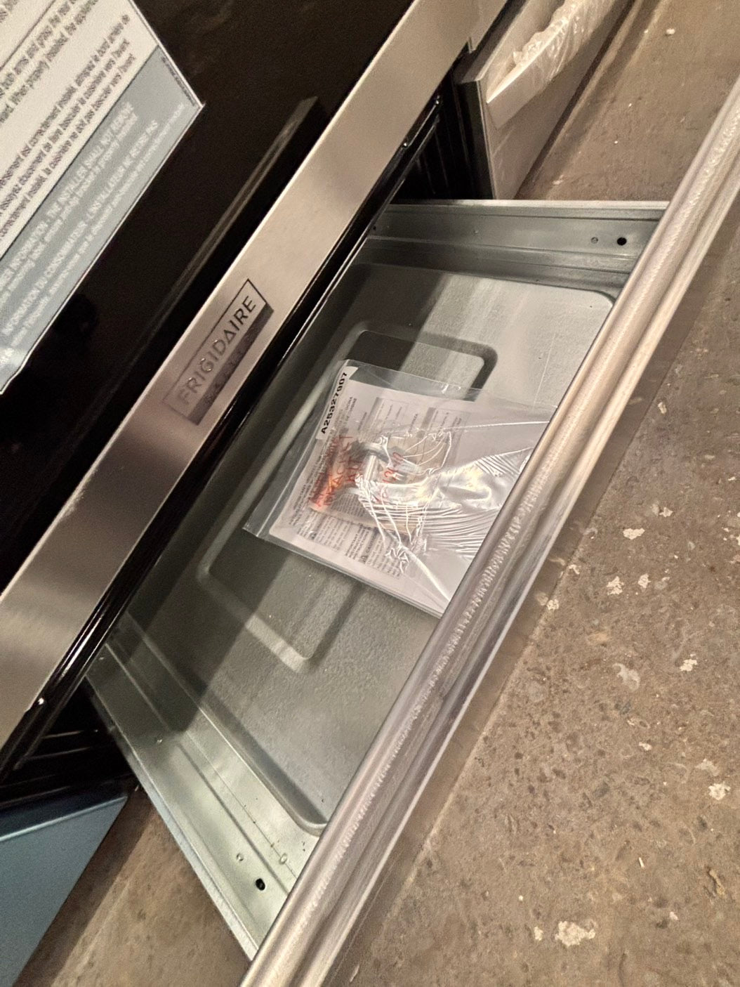 >new scratch & dent open box 📦 Frigidaire gallery stainless steel slide-in Airfry convection oven ,bake broil steam clean ,30” #FGG45ZB