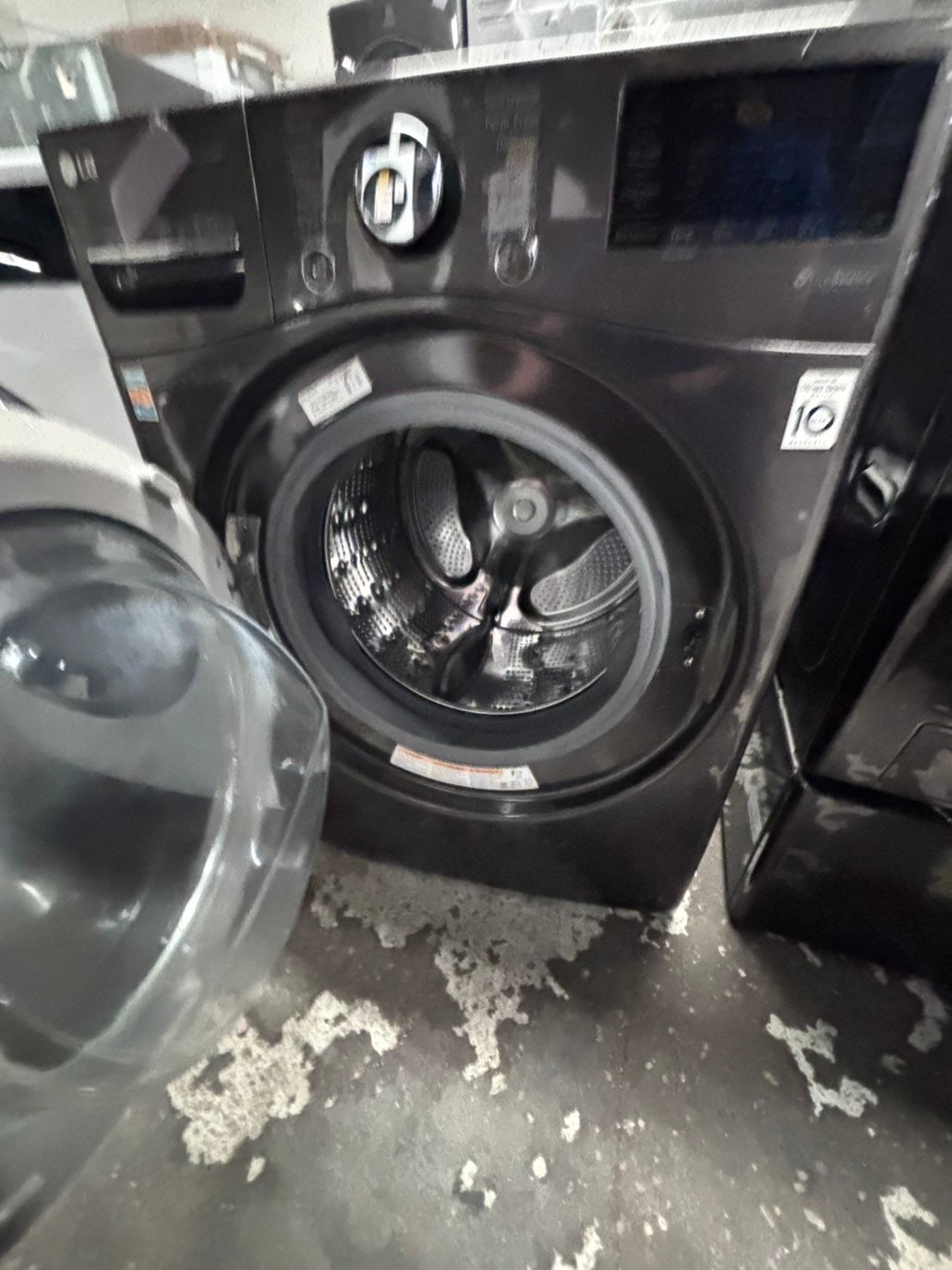 >*LG front load steam washer dark gray 4.5cu.ft large capacity stainless steel drum used-refurbished #FWDG15B
