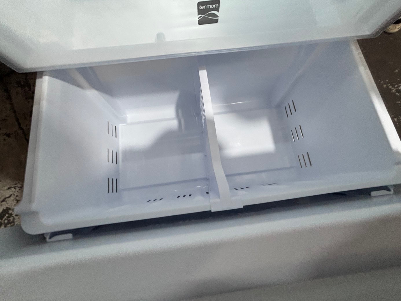 >*special🔥36”kenmore  French doors  fridge  stainless steel (ice maker  doesn’t work) only water 💦 dispenser works !doesn’t affect on the others functions. 36” #KE24WWB
