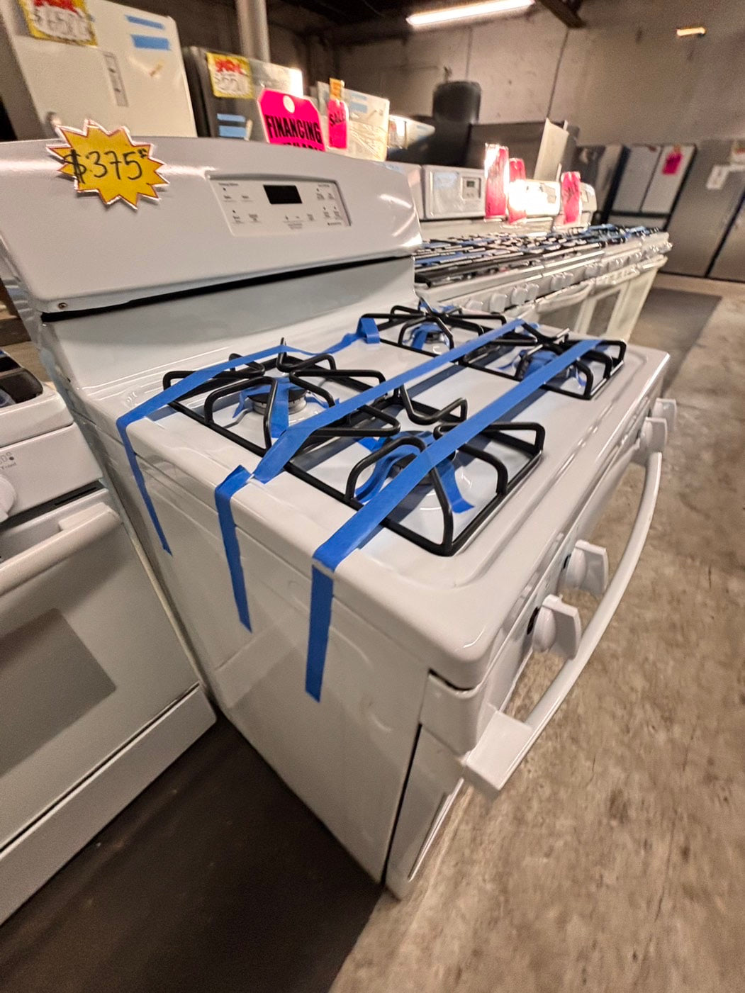 >GE Gas range 4 burner bake broil Hi/Lo self clean in white used-Refurbished 30” #GEA423B