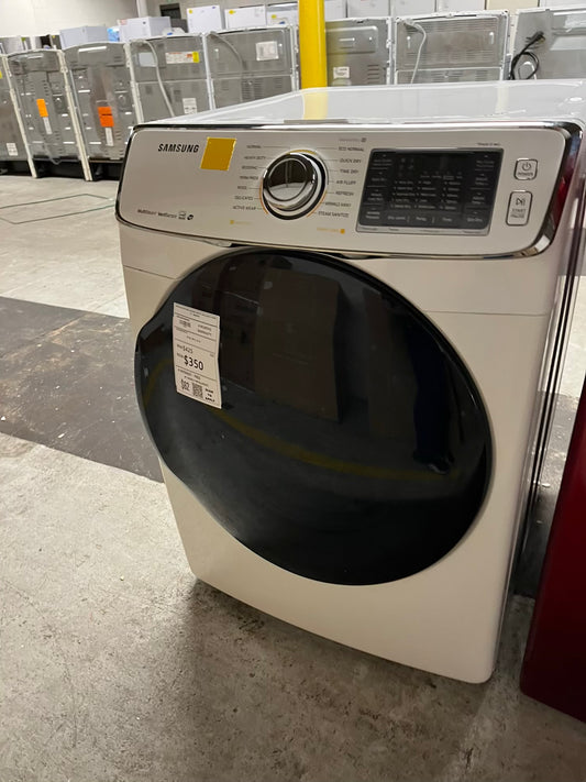 Samsung front load stackable electric 220v dryer in white 27" #ED40YB-TR